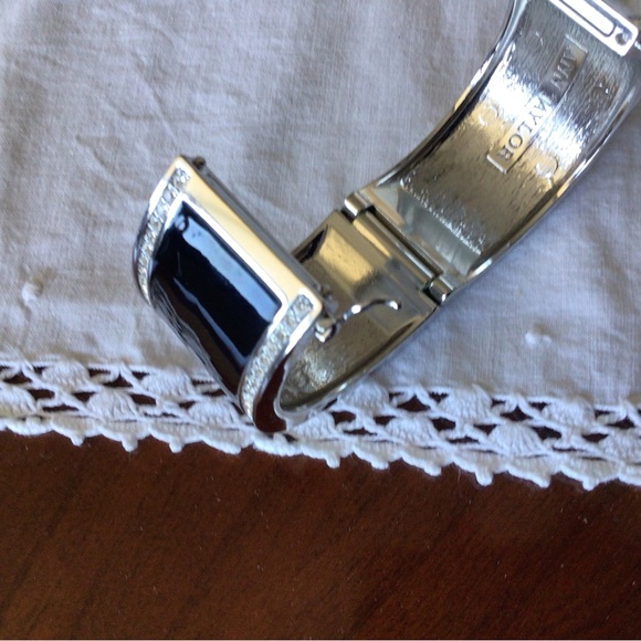 Ann Taylor Bracelet - Picture 5 of 7